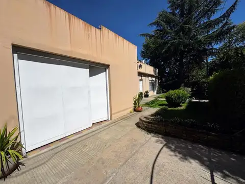 Casa en venta - 2 Dormitorios 1 Baño - Saladillo