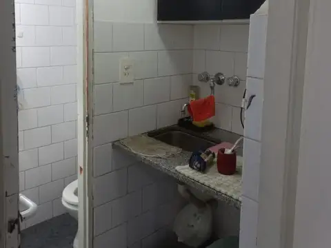 8 1031 , Piso pb
