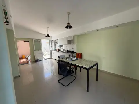 Av Sarmiento 2100