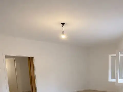 Depto Tipo Casa en Venta en Paternal, USD 120.000
