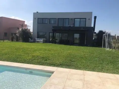Casa en Alquiler al Suroeste