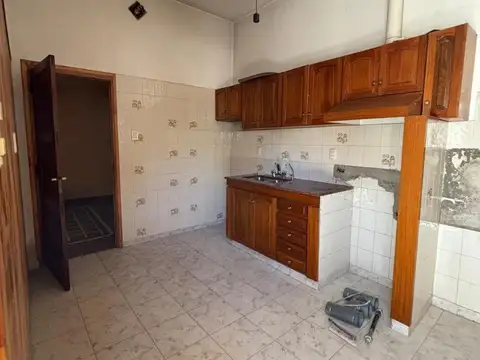 Casa en Venta en Alto Alberdi, USD 85.000