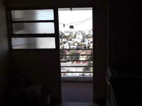 Departamento en Alquiler en Floresta, $ 800.000