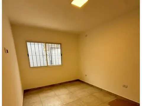 Depto Tipo Casa en Alquiler de 2 ambientes