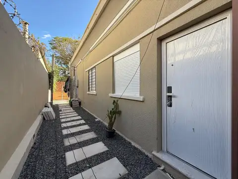 VENTA CASA 1 DORMITORIO CARRASCO NORTE