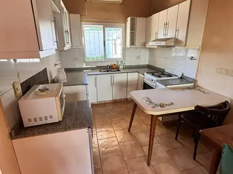 Depto Tipo Casa en Venta en General San Martin, USD 180.000