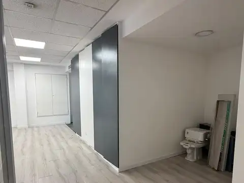 Oficina en alquier en Puerto Madero con cochera