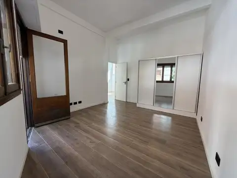 Depto Tipo Casa 3 ambientes con 2 baños