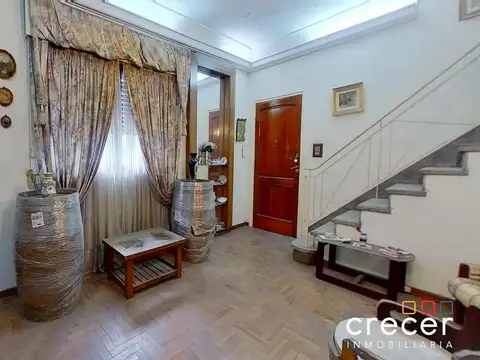 PH tipo dúplex de 3 ambientes con patio y terraza 120 m² totales Sin expensas