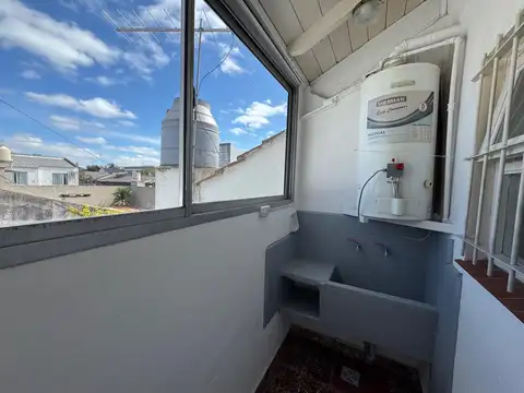 Depto Tipo Casa 3 ambientes con 1 baño