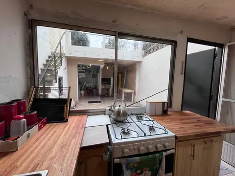 Depto Tipo Casa en Venta en Valentín Alsina, USD 80.000