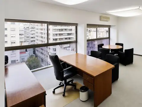 Oficina 5 ambientes con 2 baños