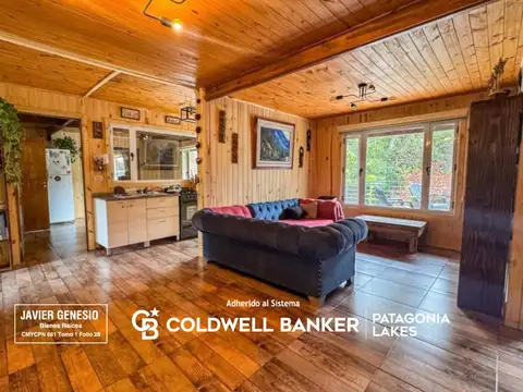 Casa en Venta con 2 cocheras