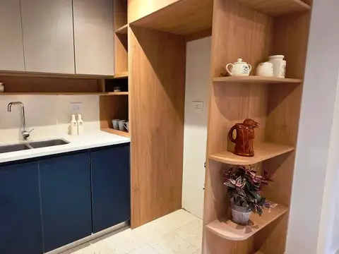 VENTA CASA 2 DORMITORIOS MÀS COMODÌN CON PATIO.