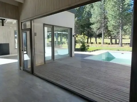 Casa en Alquiler al Norte