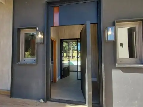 Casa en Alquiler de 3 dormitorios