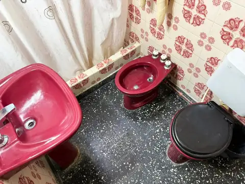 Depto Tipo Casa 3 ambientes con 2 baños
