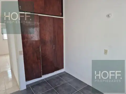 Casa en Alquiler con 1 cochera