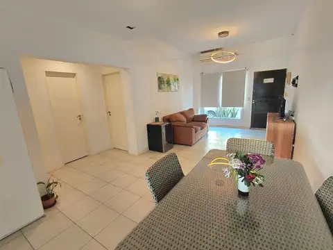Depto Tipo Casa en Venta 14 años
