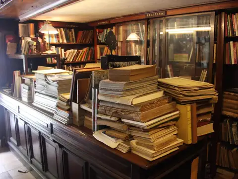 Local en Venta 96 años