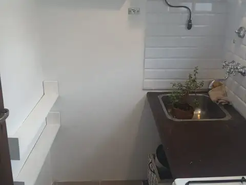 Depto Tipo Casa en Alquiler de 1 dormitorio
