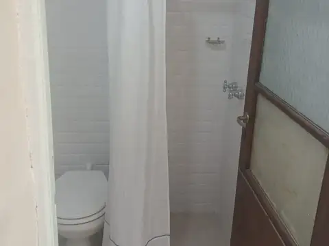 Depto Tipo Casa 2 ambientes con 1 baño