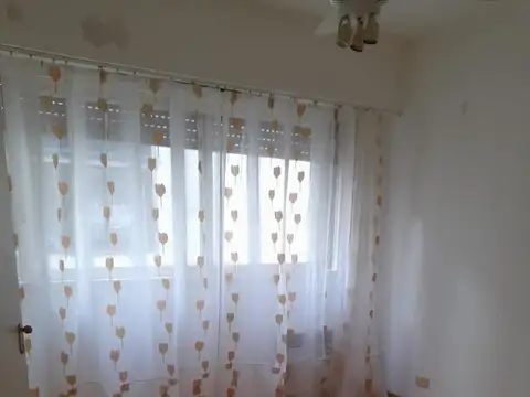 Departamento en Alquiler en Recoleta, $ 730.000