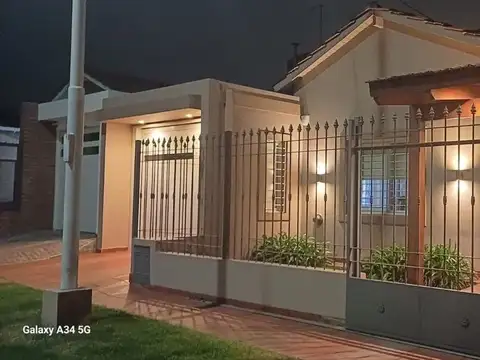 CASA DE 3 DORMITORIOS EN NATANIA 21