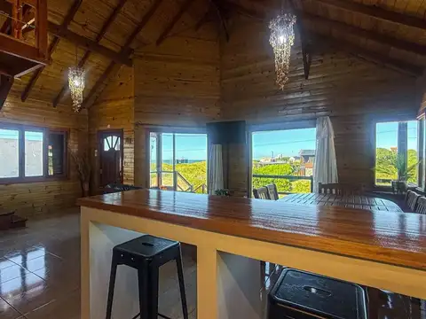 VENTA CASA 3 AMB MAR CHIQUITA A PASOS DEL MAR.