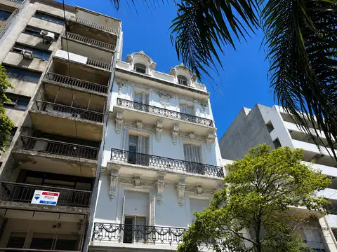 Excelente Piso,  departamento 127 m2 Lavalle 2028 CON RENTA