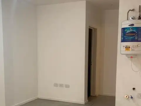 Depto Tipo Casa en Venta en Munro-Oeste, USD 87.000