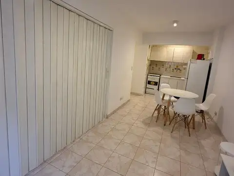 Agüero 1300