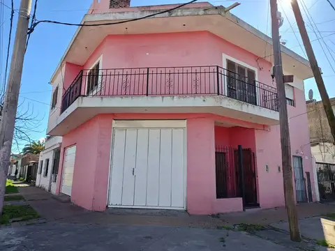 Departamento en alquiler en dos plantas en Gregorio De Laferrere