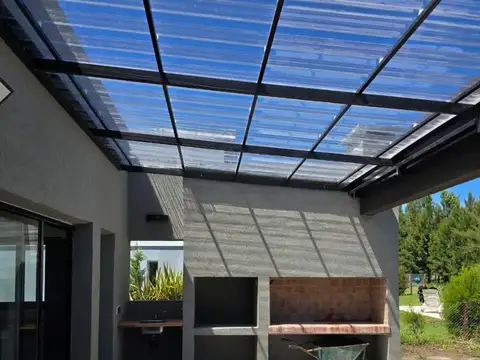 Venta Casa 5 ambt. Bo. Lagos de San Eliseo