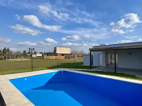 Casa en Alquiler en San Sebastian, USD 1.000