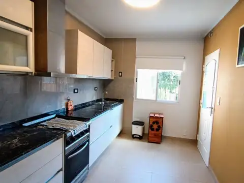 Casa - Venta - Argentina, Ituzaingó - sequeira 3700