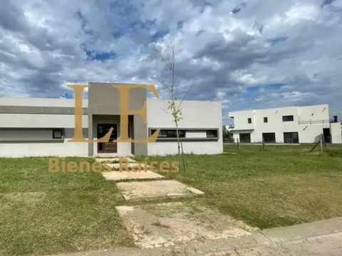 Alquiler Anual Casa en San Sebastian