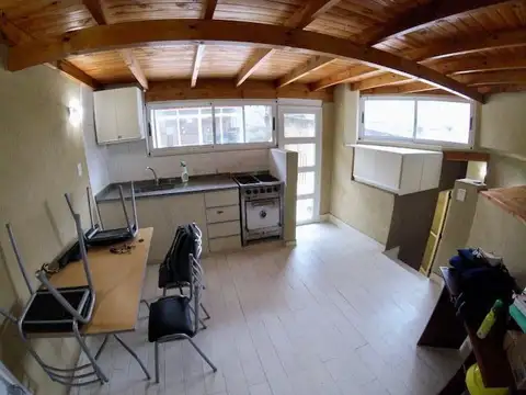 Depto Tipo Casa 2 ambientes con 1 baño