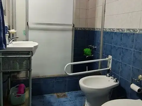 Depto Tipo Casa en Venta 50 años