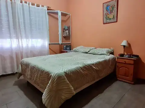 Depto Tipo Casa 4 ambientes con 1 baño