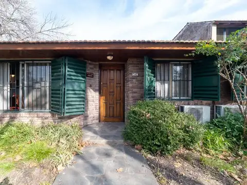 VENTA PH tipo CASA TURDERA 4amb, Garage y Parrilla