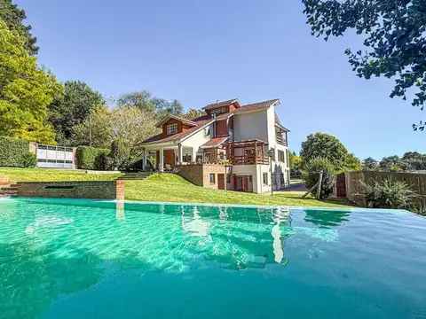 VENTA CASA 5 AMBIENTES PARQUE Y PISCINA SIERRAS