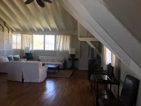 Lindisima casa en La Escondida, excelente acceso