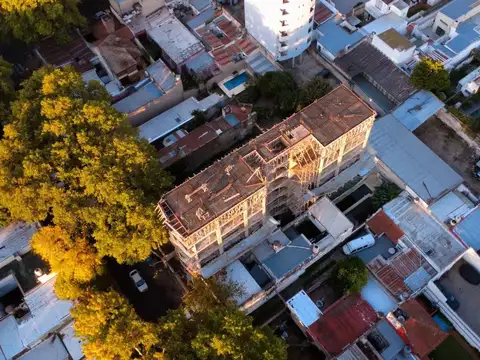 Departamento de pozo en venta - 2 Dormitorios 1 Baño - 62Mts2 - La Plata-TORRE CEHËR