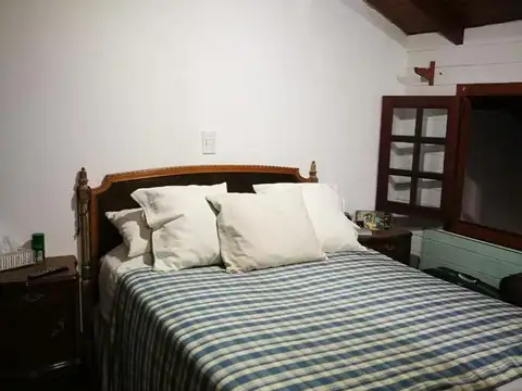 Depto Tipo Casa 4 ambientes con 2 baños