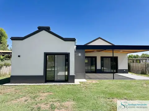 Casa en Venta en Manzanares, USD 189.000