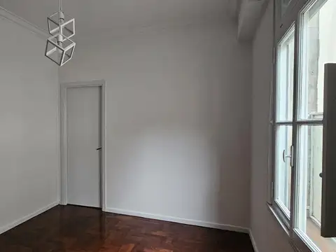Yerbal 2300, Piso 2