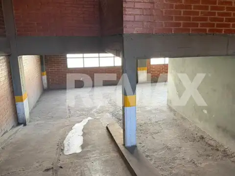 EN VENTA COCHERA ZONA CENTRO NEUQUEN
