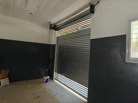 Alquiler de Galpon de 285m² en Parque Avellaneda