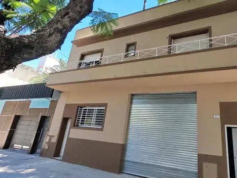 Alquiler de Galpon de 285m² en Parque Avellaneda